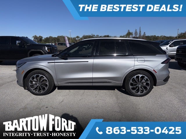 2025 Lincoln Nautilus Reserve