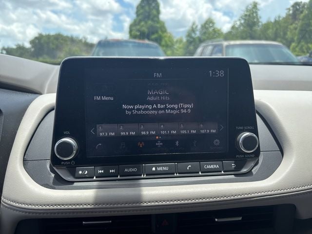 2025 Nissan Rogue SV