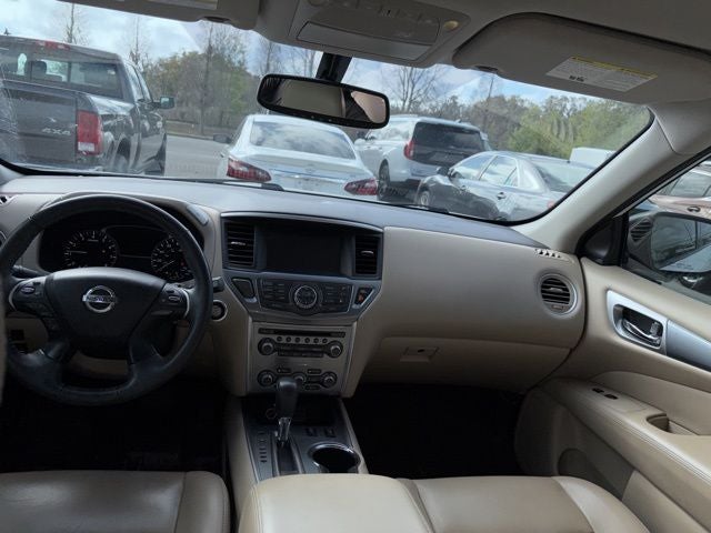 2020 Nissan Pathfinder SL V-6