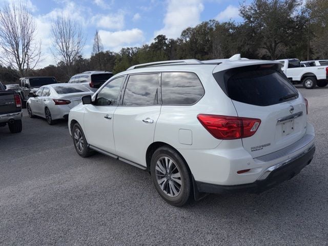 2020 Nissan Pathfinder SL V-6