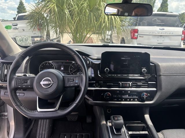 2025 Nissan Pathfinder SV 3.5 V6