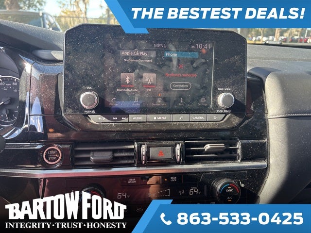 2022 Nissan Pathfinder SV V6