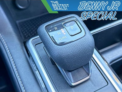 2022 Nissan Pathfinder SV V6