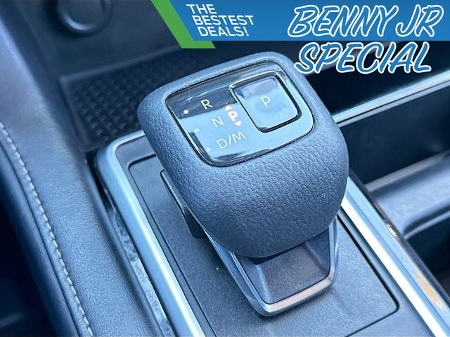 2022 Nissan Pathfinder SV V6