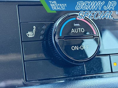 2022 Nissan Pathfinder SV V6