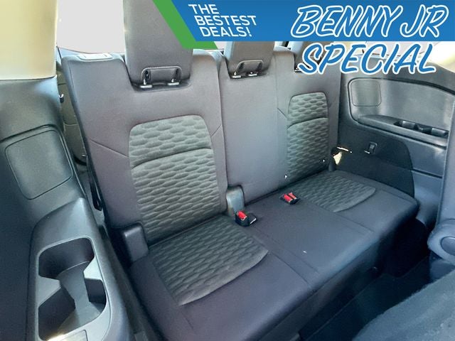 2022 Nissan Pathfinder SV V6