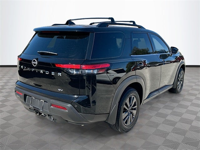 2022 Nissan Pathfinder SV V6