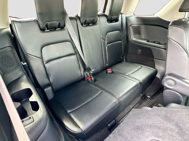 2022 Nissan Pathfinder SL V-6