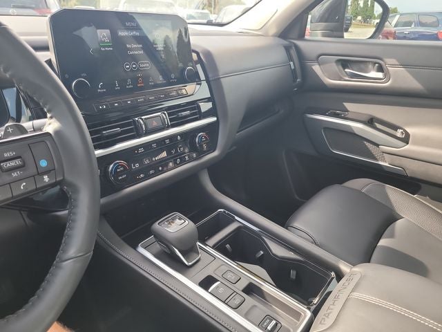 2024 Nissan Pathfinder SL PREMIUM