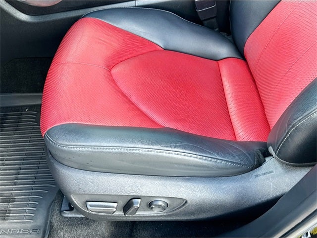 2024 Toyota Highlander XSE