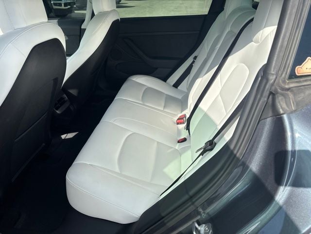 2022 Tesla Model 3 Base
