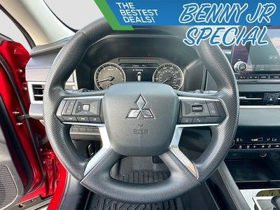 2024 Mitsubishi Outlander ES