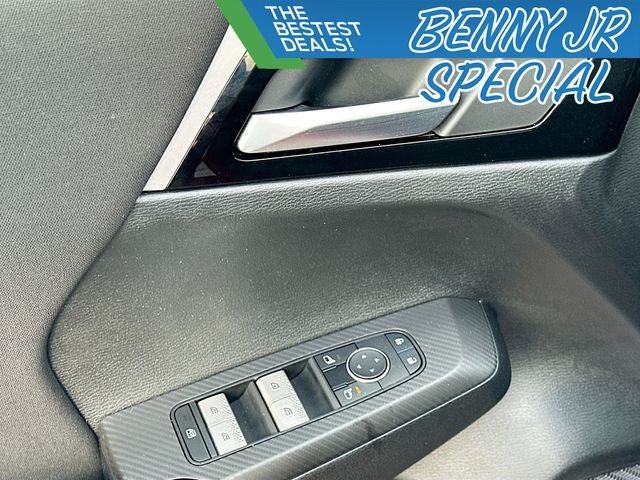 2024 Mitsubishi Outlander ES