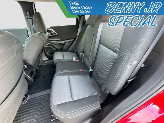 2024 Mitsubishi Outlander ES