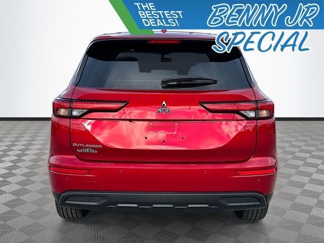 2024 Mitsubishi Outlander ES