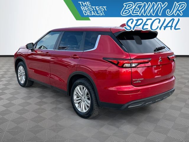2024 Mitsubishi Outlander ES