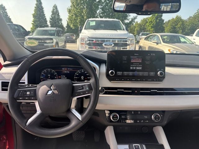 2023 Mitsubishi Outlander SEL