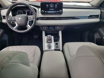 2023 Mitsubishi Outlander SEL