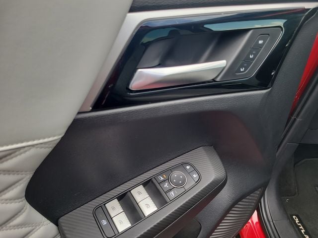2023 Mitsubishi Outlander SEL