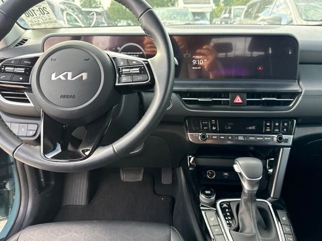 2025 Kia Seltos EX