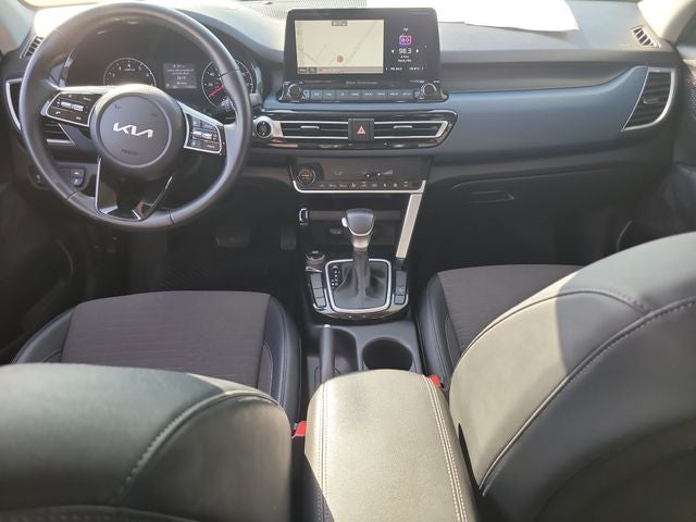 2023 Kia Seltos S