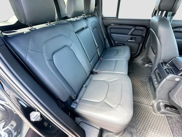 2025 Land Rover Defender 110 S