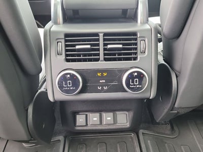 2023 Land Rover Discovery Metropolitan Edition