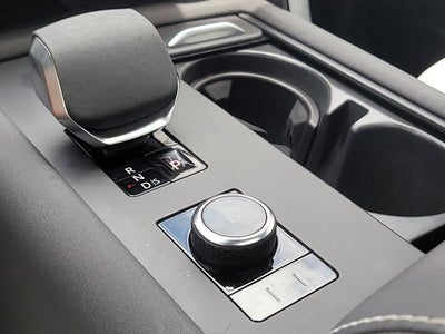 2023 Land Rover Discovery Metropolitan Edition