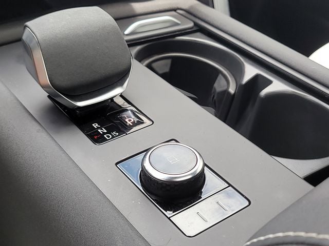 2023 Land Rover Discovery Metropolitan Edition