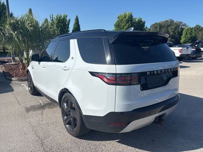 2023 Land Rover Discovery Metropolitan Edition
