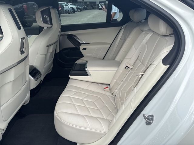 2023 BMW 7 Series 760i xDrive 4.4 V8