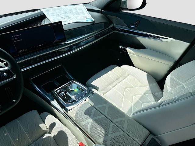 2023 BMW 7 Series 760i xDrive 4.4 V8