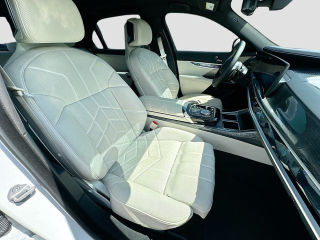 2023 BMW 7 Series 760i xDrive 4.4 V8