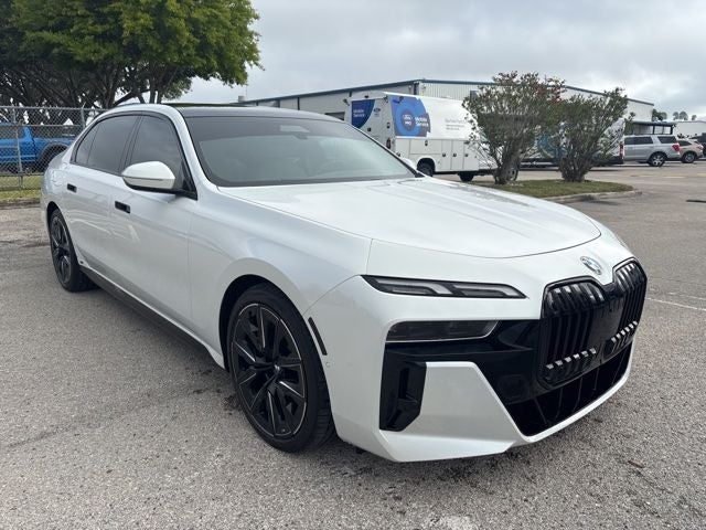 2023 BMW 7 Series 760i xDrive 4.4 V8