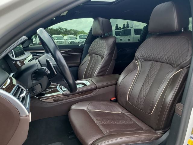 2022 BMW 7 Series 750i xDrive V8 TWIN TURBO