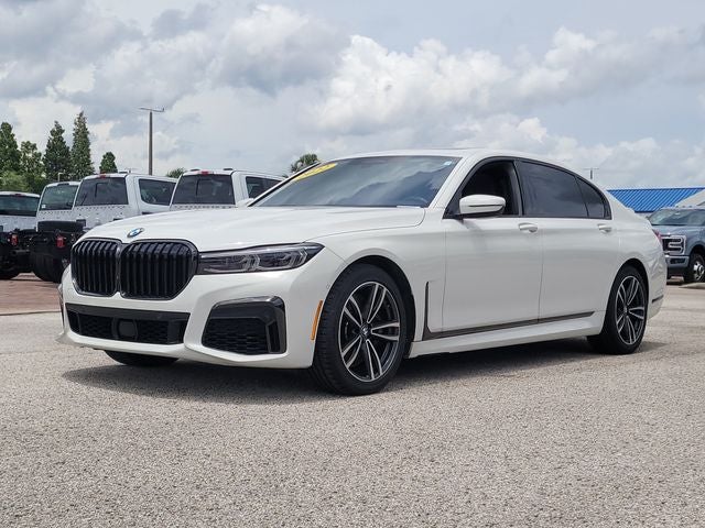 2022 BMW 7 Series 750i xDrive V8 TWIN TURBO