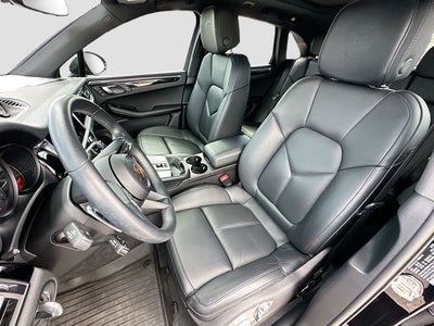 2024 Porsche Macan T