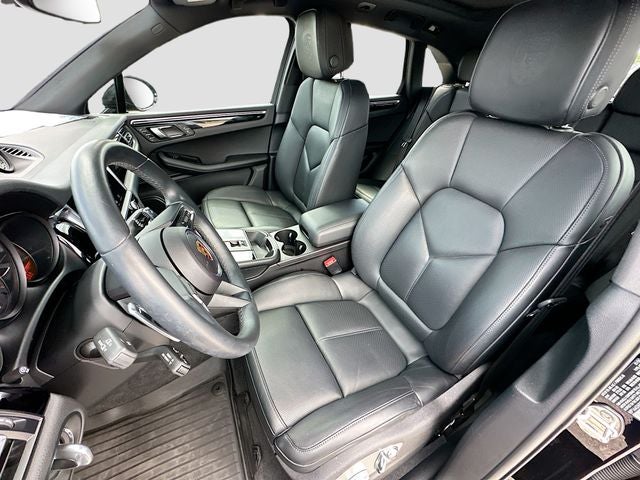 2024 Porsche Macan T