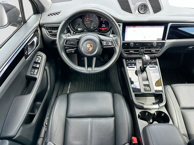 2024 Porsche Macan T