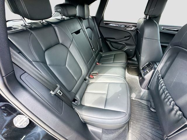 2024 Porsche Macan T