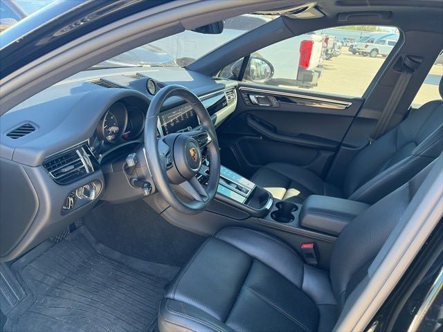 2024 Porsche Macan T