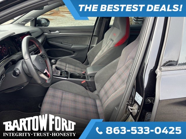 2024 Volkswagen Golf GTI SE