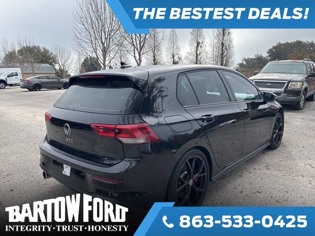 2024 Volkswagen Golf GTI SE