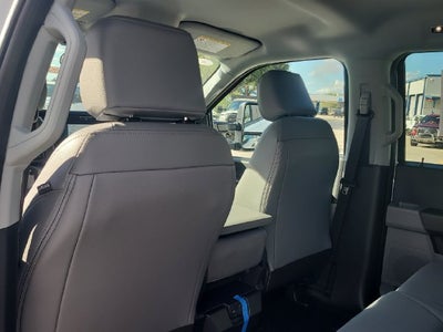 2027 Ford F-450SD XL 4WD CREW CAB DRW