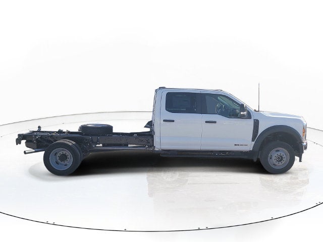 2027 Ford F-450SD XL 4WD CREW CAB DRW