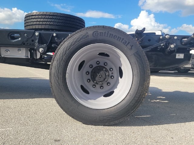 2027 Ford F-450SD XL 4WD CREW CAB DRW
