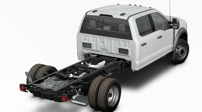 2025 Ford F-550 Super Duty Chassis Cab XL - Photo 34