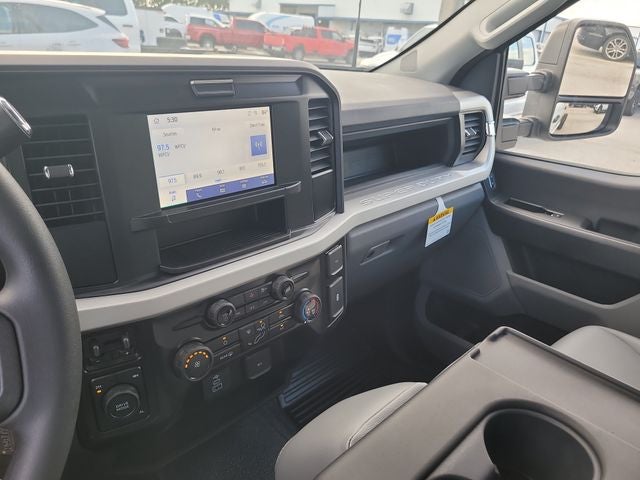2026 Ford F-350SD DRW