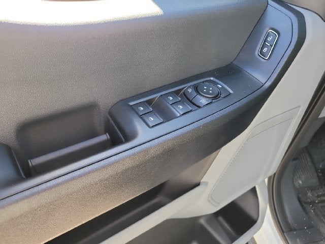 2027 Ford F-350SD XL 4WD CREW CAB DRW