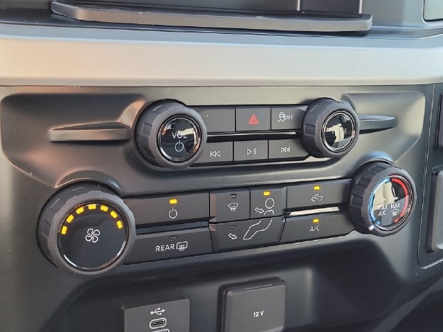 2027 Ford F-350SD XL 4WD CREW CAB DRW